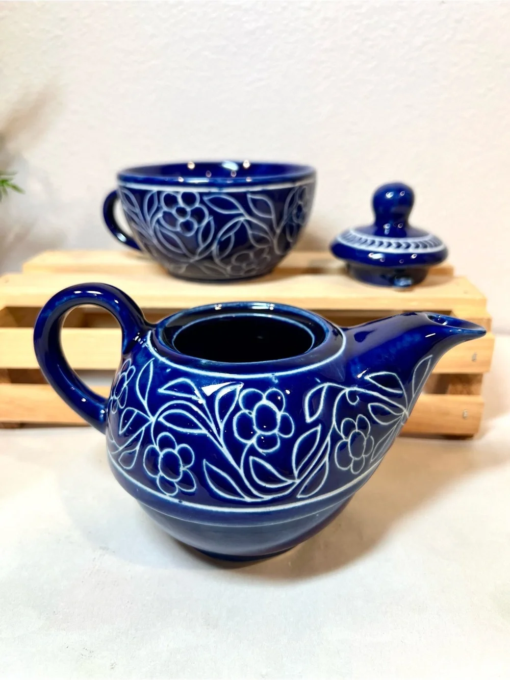 💥3/$50 Jaipur Blue Vintage Pottery Flowers Desert Sands Teapot w Stackable Cup